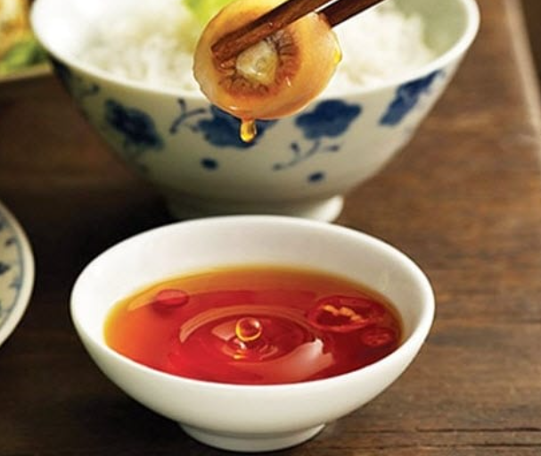 Mẹo chọn nước mắm truyền thống