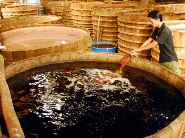 Nước mắm Phú Quốc truyền thống