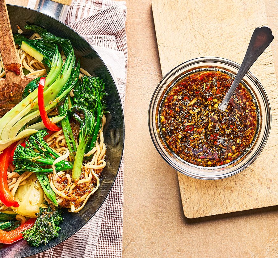 Nước mắm giúp món xào thêm đậm đà