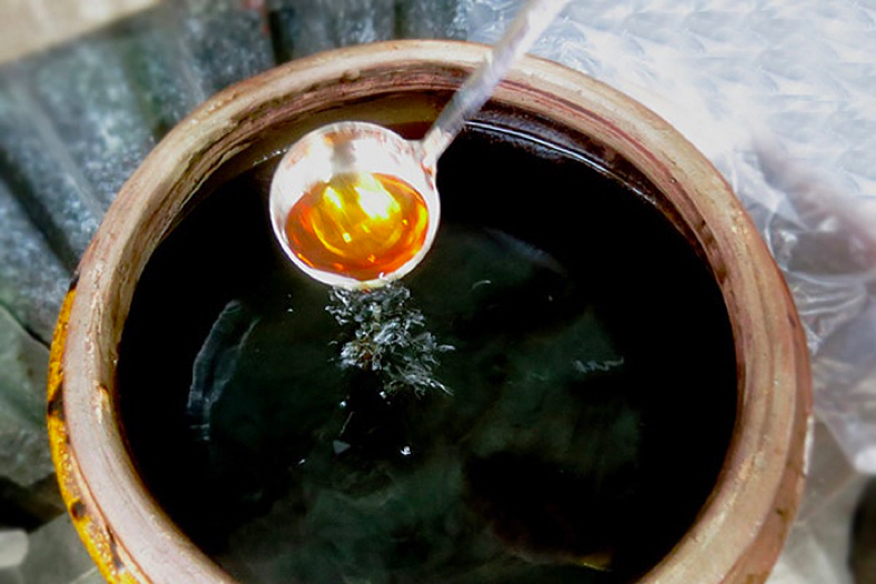Nước mắm làng nghề Nam Ô