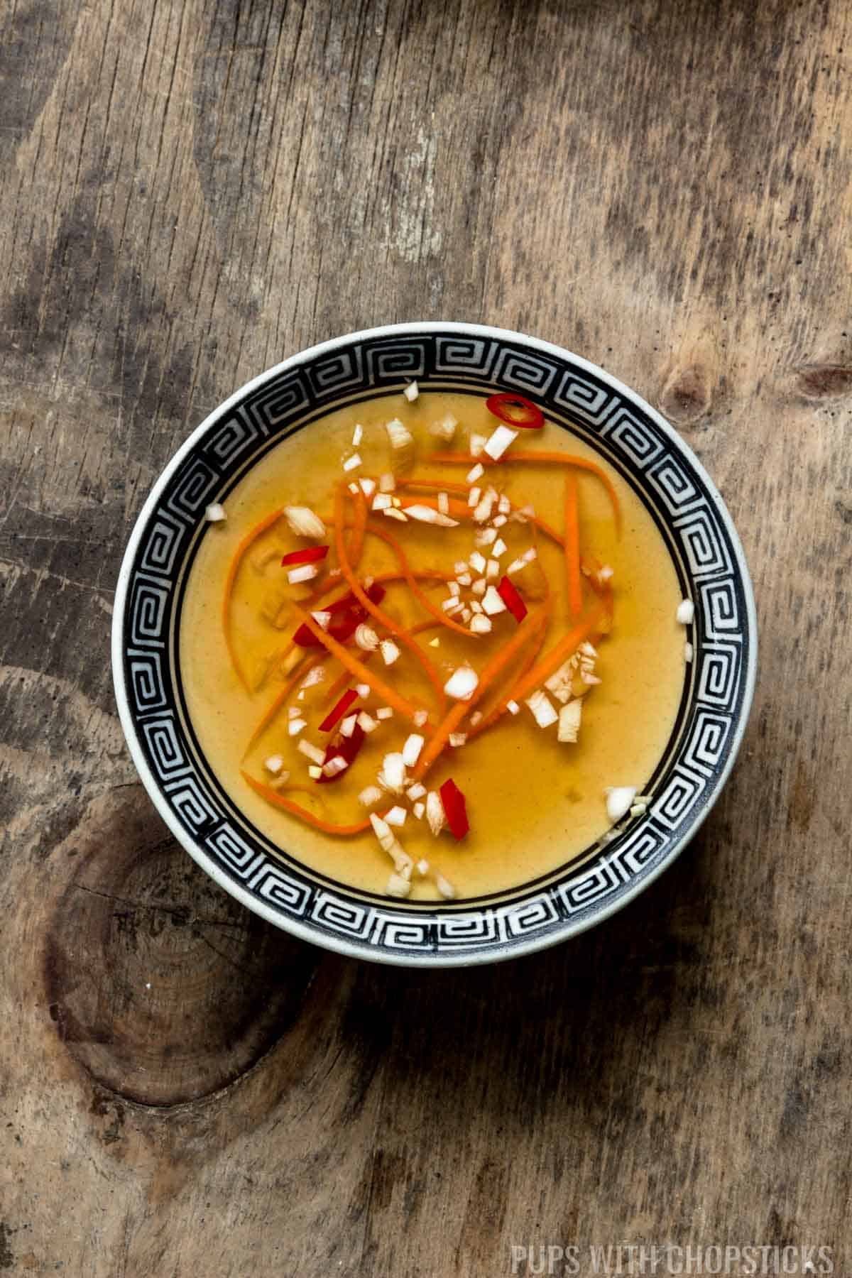 Nước mắm chấm bún riêu