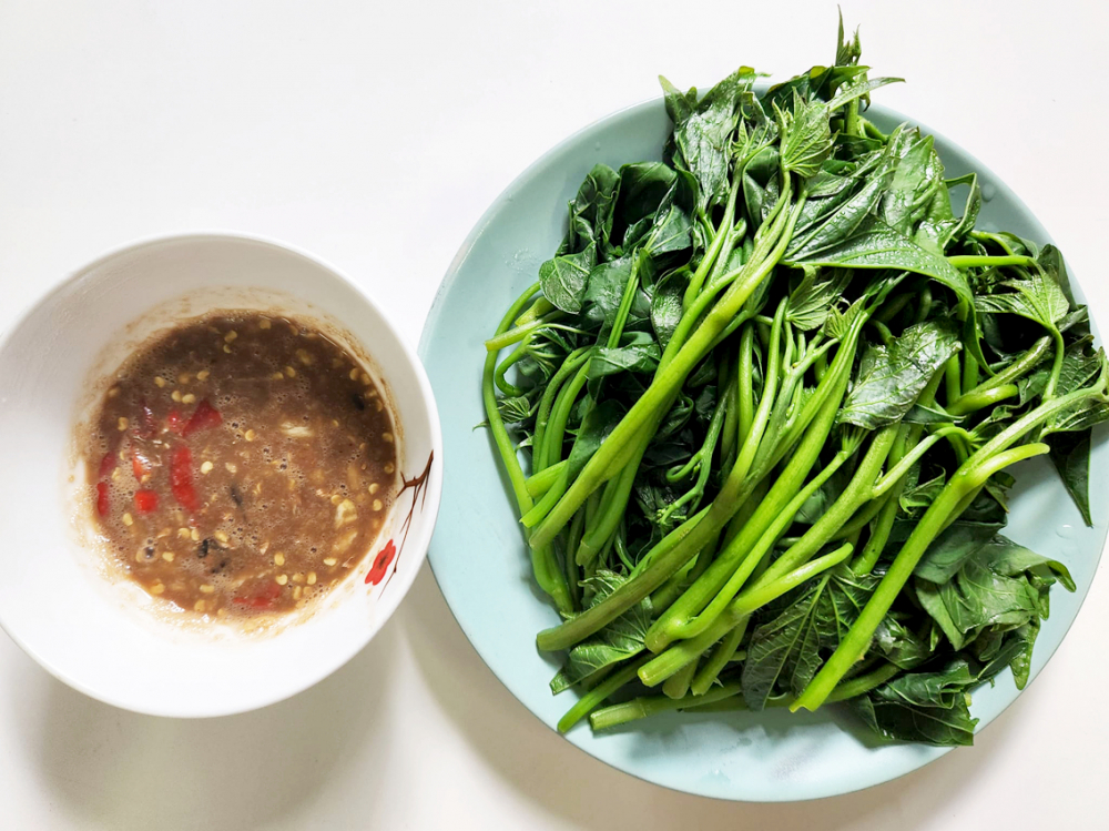 Rau lang xào nước mắm ngon giòn xanh chuẩn vị Việt 7 Món rau lang xào nước mắm dân dã trong bữa cơm Việt Nam