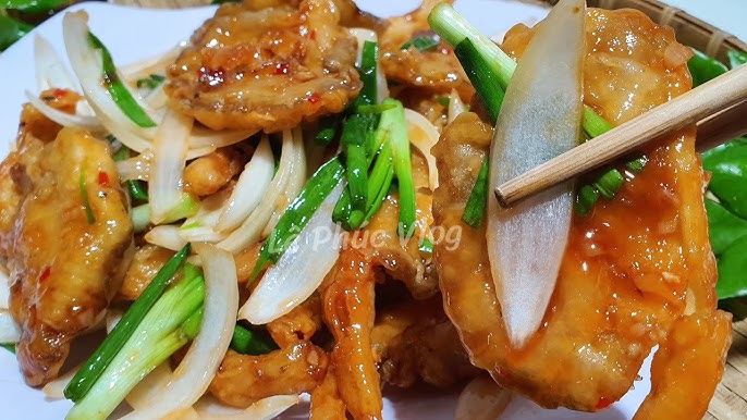 Nấm xào nước mắm ngon đậm vị – cách làm chuẩn tại nhà 8 Kỹ thuật xào nấm lửa lớn với nước mắm trong chảo nóng tạo món ăn đậm vị