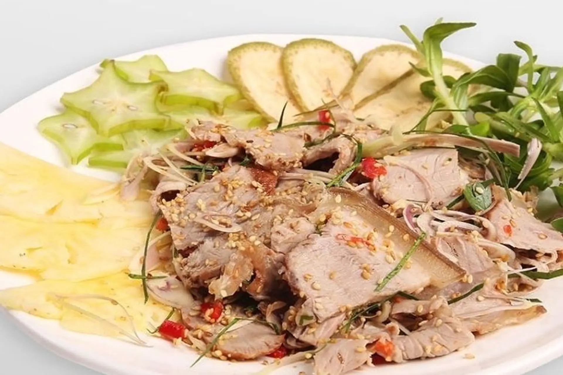 Bê tái chanh nước mắm ngon chuẩn nhà hàng tại nhà 9 Thịt bê tươi thái mỏng chuẩn bị làm bê tái chanh nước mắm