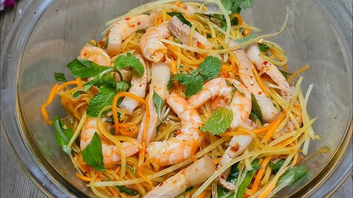 Gỏi Tôm Thịt Nước Mắm Ngon Chuẩn Vị: Công Thức, Mẹo Trộn Không Ra Nước 11 Pha nước mắm chua ngọt cho gỏi tôm thịt với tỏi, ớt và nước cốt chanh