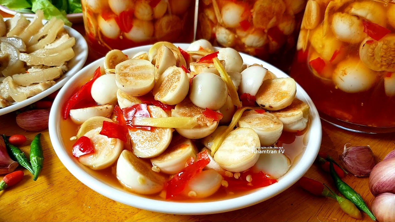 Cà pháo mắm: Cách làm chuẩn giòn ngon truyền thống 13 Cà pháo mắm sau khi lên men giòn ngon ăn kèm cơm trắng và món Việt truyền thống