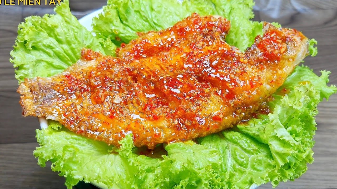 Cá diêu hồng chiên nước mắm giòn ngon chuẩn vị nhà hàng 12 Sốt nước mắm tỏi ớt sánh đậm đà dùng cho cá diêu hồng chiên