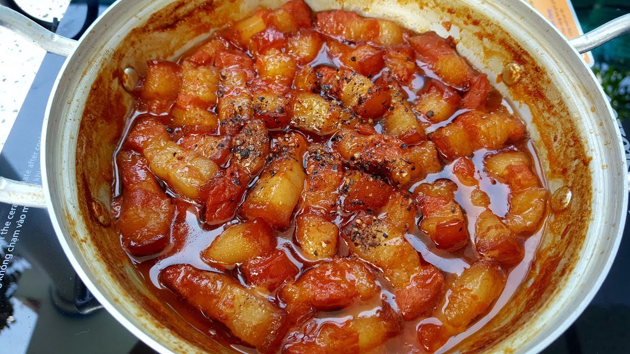 Thịt kho tiêu nước mắm: công thức ngon đậm đà chuẩn vị Việt 11 Chọn nước mắm chất lượng cao để nấu thịt kho tiêu nước mắm ngon