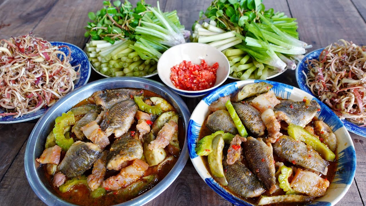 Cá rô kho nước mắm ngon chuẩn vị cơm nhà Việt 10 Cá rô được sơ chế sạch, khử tanh bằng muối và gừng trước khi kho