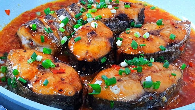 Cá Thu Kho Nước Mắm Đậm Vị Chuẩn Cơm Nhà Việt 10 Quy trình kho cá thu nước mắm trên lửa nhỏ liu riu trong nồi đất
