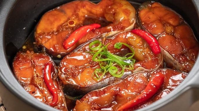 Cá kho tộ nước mắm chuẩn vị miền Tây đậm đà khó quên 8 Cá kho tộ nước mắm trong nồi đất truyền thống miền Tây Việt Nam