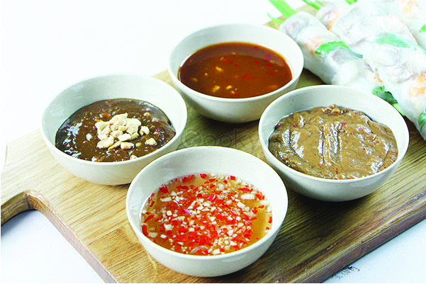 Gỏi cuốn nước mắm chuẩn vị quán: công thức & bí quyết pha ngon 11 Nguyên liệu rau sống và bánh tráng cho món gỏi cuốn Việt Nam