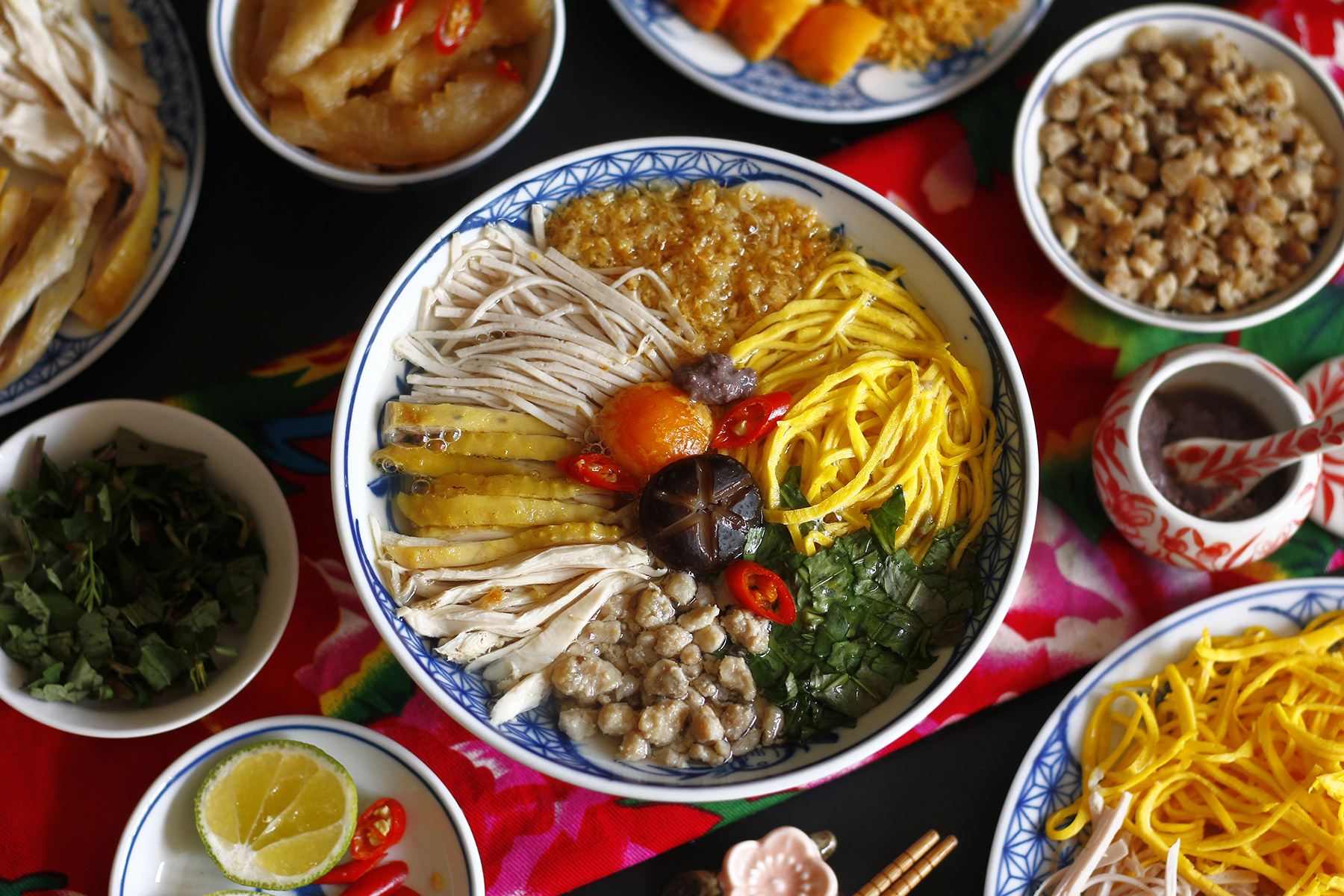 Bún Thang Nước Mắm: Cách Pha Chuẩn Vị Hà Nội Thơm Ngon Dễ Làm 10 Cách pha nước mắm bún thang chuẩn vị Hà Nội theo tỷ lệ truyền thống