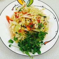 Bắp cải xào nước mắm ngon chuẩn vị cơm nhà Việt 10 Biến tấu bắp cải xào nước mắm với mắm ruốc và các nguyên liệu Việt Nam