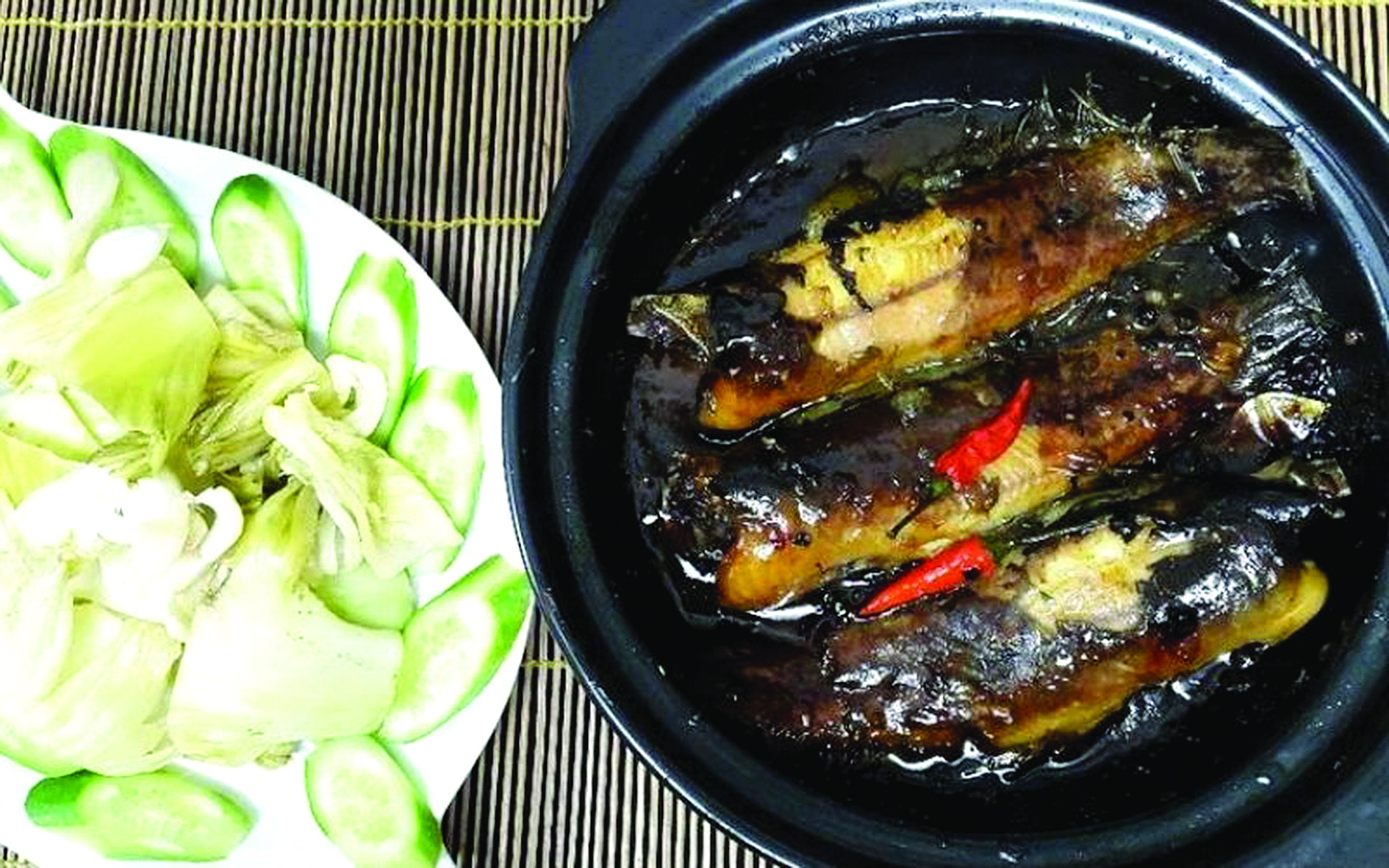 Cá trê kho nước mắm đậm đà chuẩn vị cơm nhà 10 Cá trê kho nước mắm thành phẩm trong nồi đất đậm đà hấp dẫn