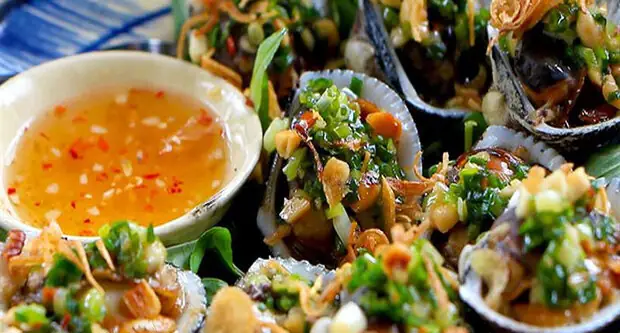 Hàu nướng nước mắm thơm ngon: Công thức chuẩn, dễ làm tại nhà 10 Nguyên liệu pha nước sốt nước mắm tỏi bơ dùng cho hàu nướng