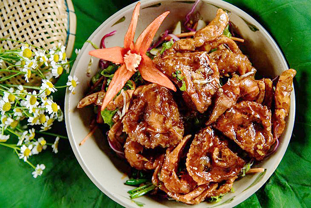 Cua Rang Nước Mắm Thơm Ngon Chuẩn Nhà Hàng: Công Thức, Bí Quyết Và Mẹo Thành Công 8 Cách chọn cua biển tươi ngon để làm cua rang nước mắm thịt chắc ngọt