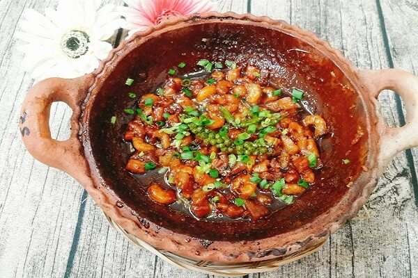 Kho quẹt nước mắm: Cách làm chuẩn vị miền Tây đậm đà 9 Kho quẹt nước mắm tóp mỡ truyền thống miền Tây đậm đà ăn với rau luộc