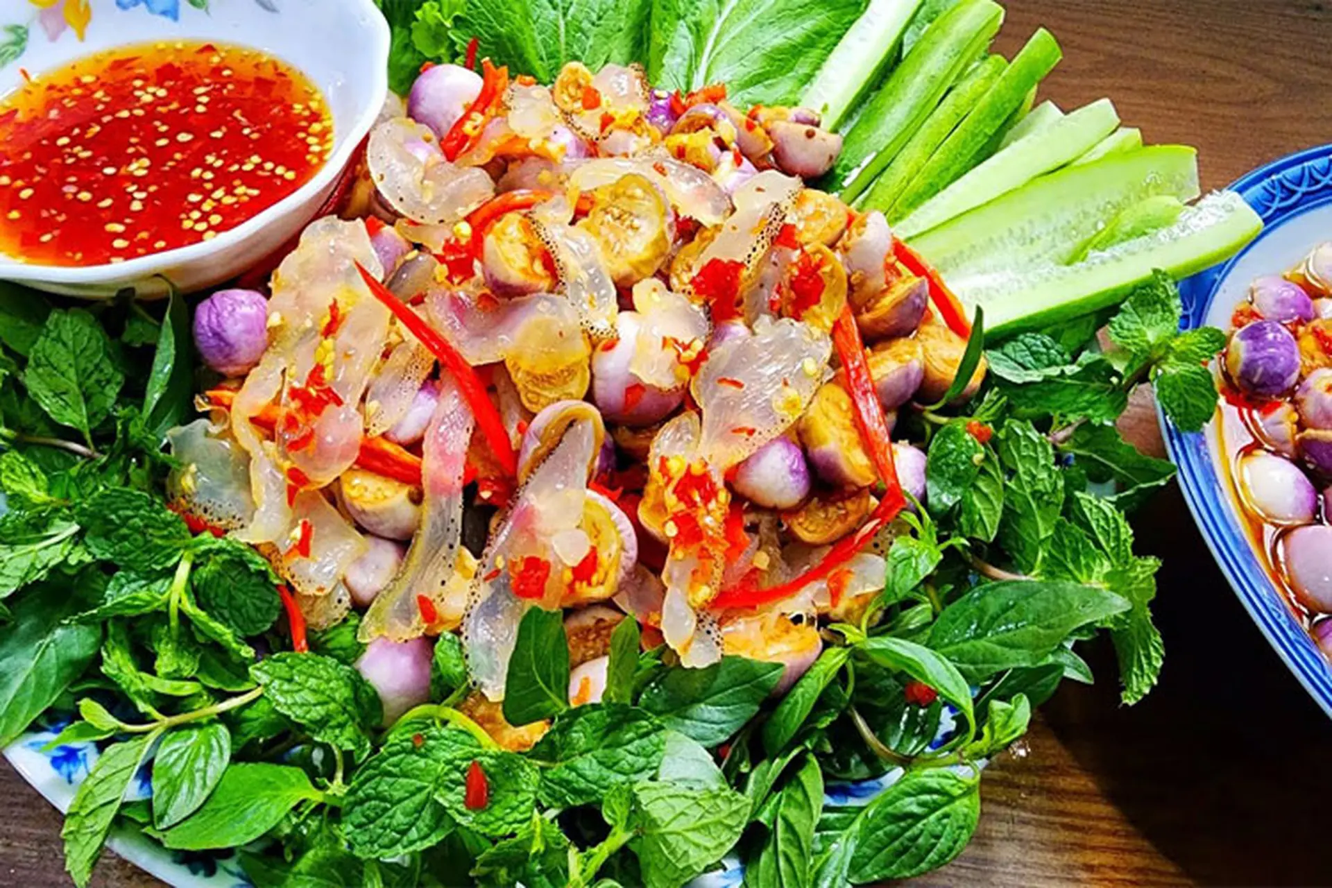Gỏi sứa nước mắm: công thức giòn ngon chuẩn nhà hàng 10 Sứa biển đã qua xử lý dùng làm gỏi sứa nước mắm giòn ngon an toàn