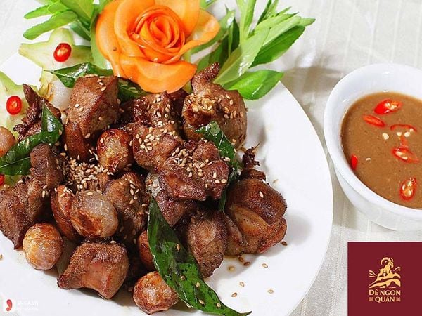 Dê nướng nước mắm ngon chuẩn nhà hàng: công thức & bí quyết 8 Thịt dê tươi được sơ chế chuẩn bị ướp nước mắm cho món nướng