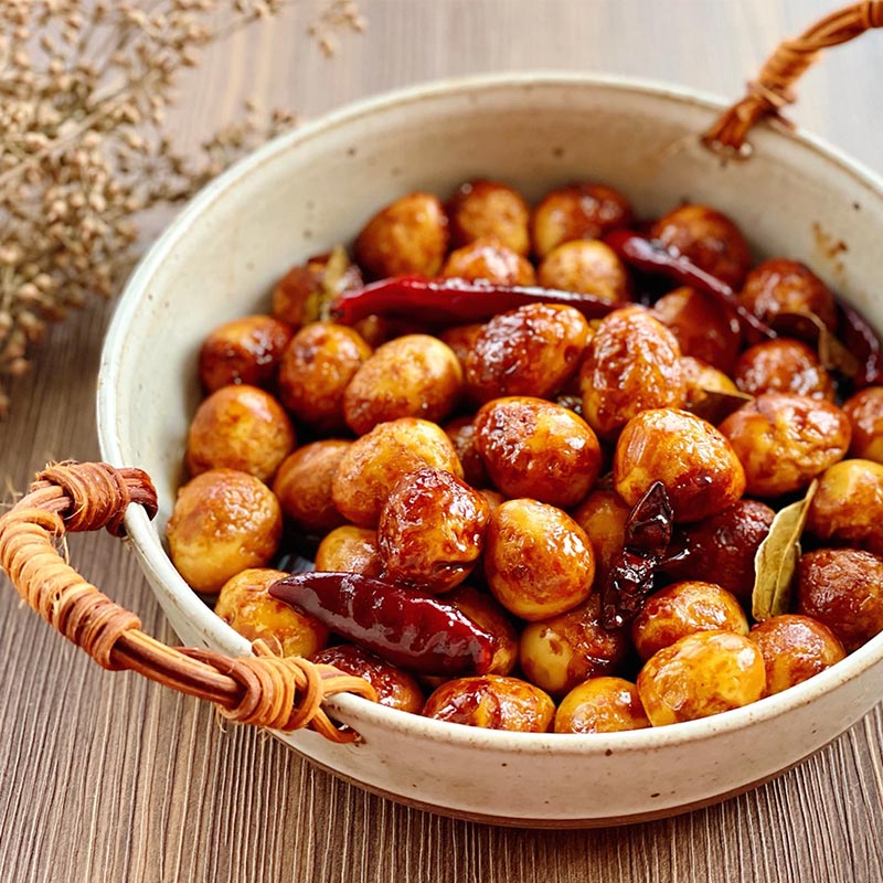 Trứng kho nước mắm: Công thức chuẩn vị cơm nhà Việt đậm đà 9 Trứng kho nước mắm màu nâu cánh gián hấp dẫn sau khi kho đúng kỹ thuật