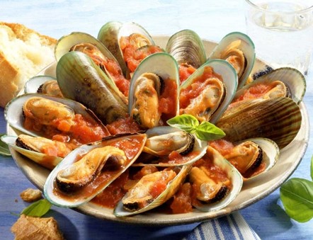 Vẹm Xanh Hấp Nước Mắm Thơm Ngọt, Không Tanh Chỉ Trong 15 Phút 13 Các bước chế biến vẹm xanh hấp nước mắm giữ vị ngọt tự nhiên